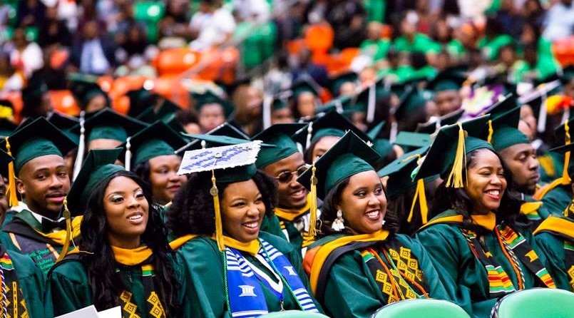 An image of beneficiaries of Famu Scholarship 